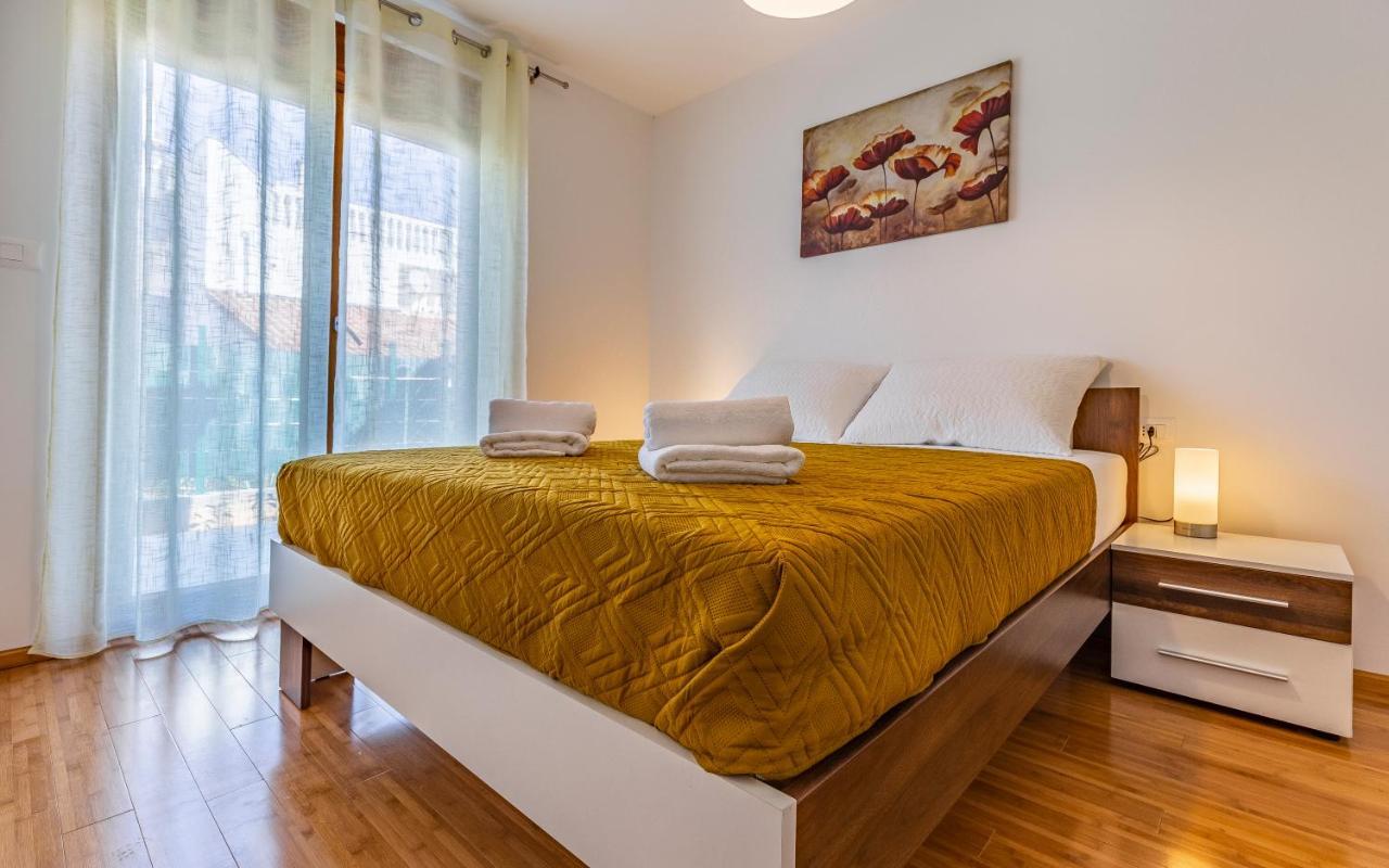 Apartment Blue Pula, New, Family Friendly, Comfortable, Free Parking And Wifi Bagian luar foto