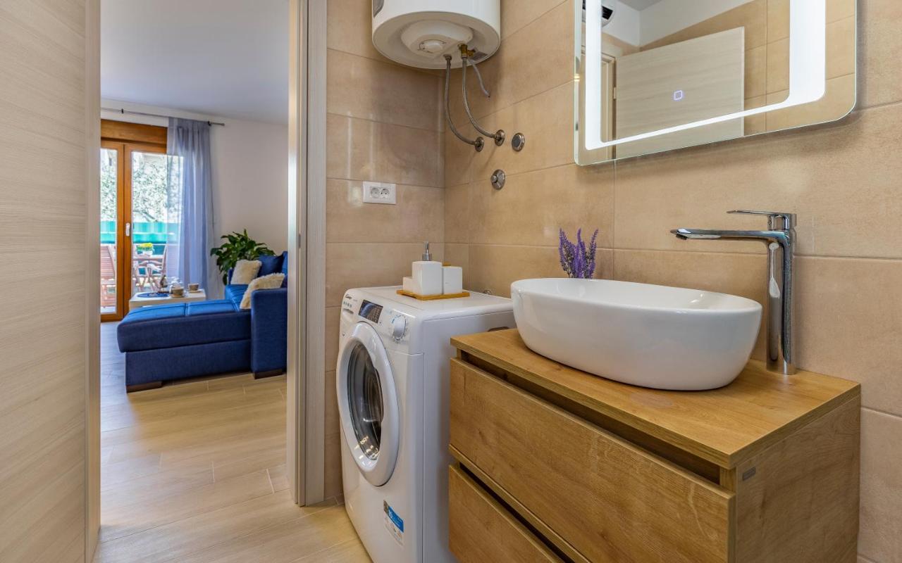 Apartment Blue Pula, New, Family Friendly, Comfortable, Free Parking And Wifi Bagian luar foto